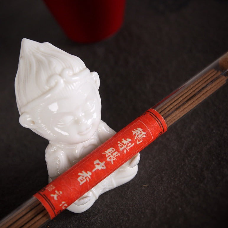 Nha Trang sandalwood sinking red soil pear tent incense incense sandalwood incense incense bedroom home lasting agarwood incense road