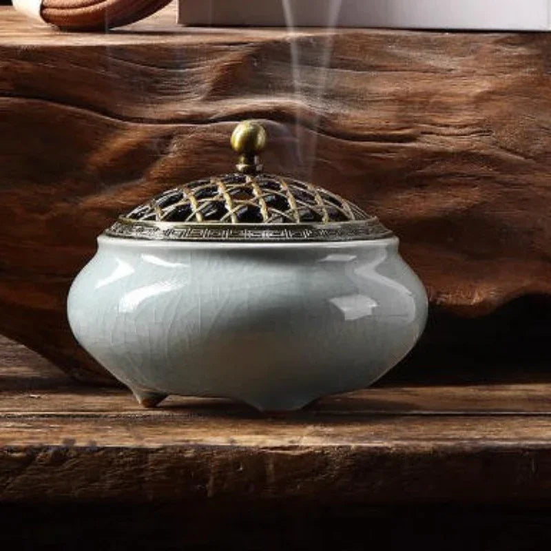 Ceramic Agarwood Incense Plate Burner — Lotus Heart Seal